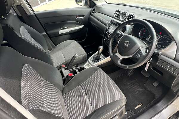 2015 Suzuki Vitara GL+ LY