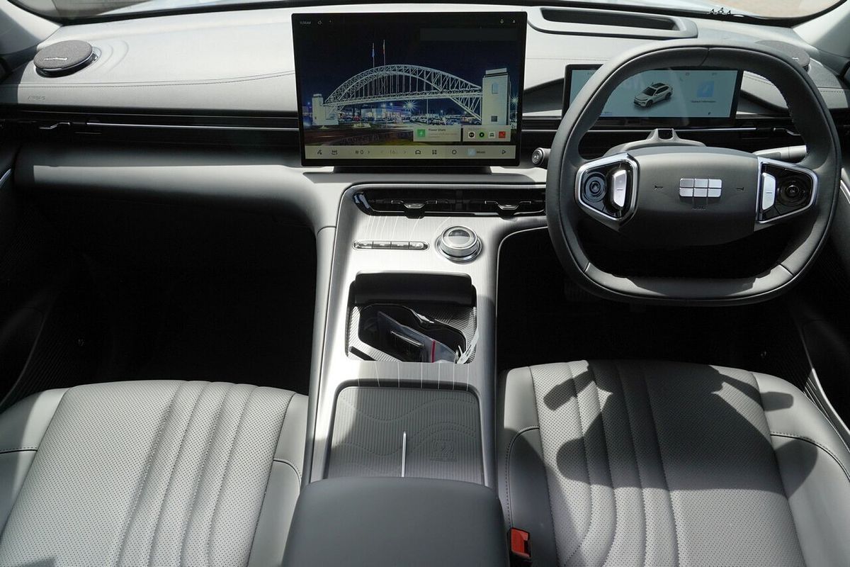 2025 Geely Starray EM-i Inspire P145