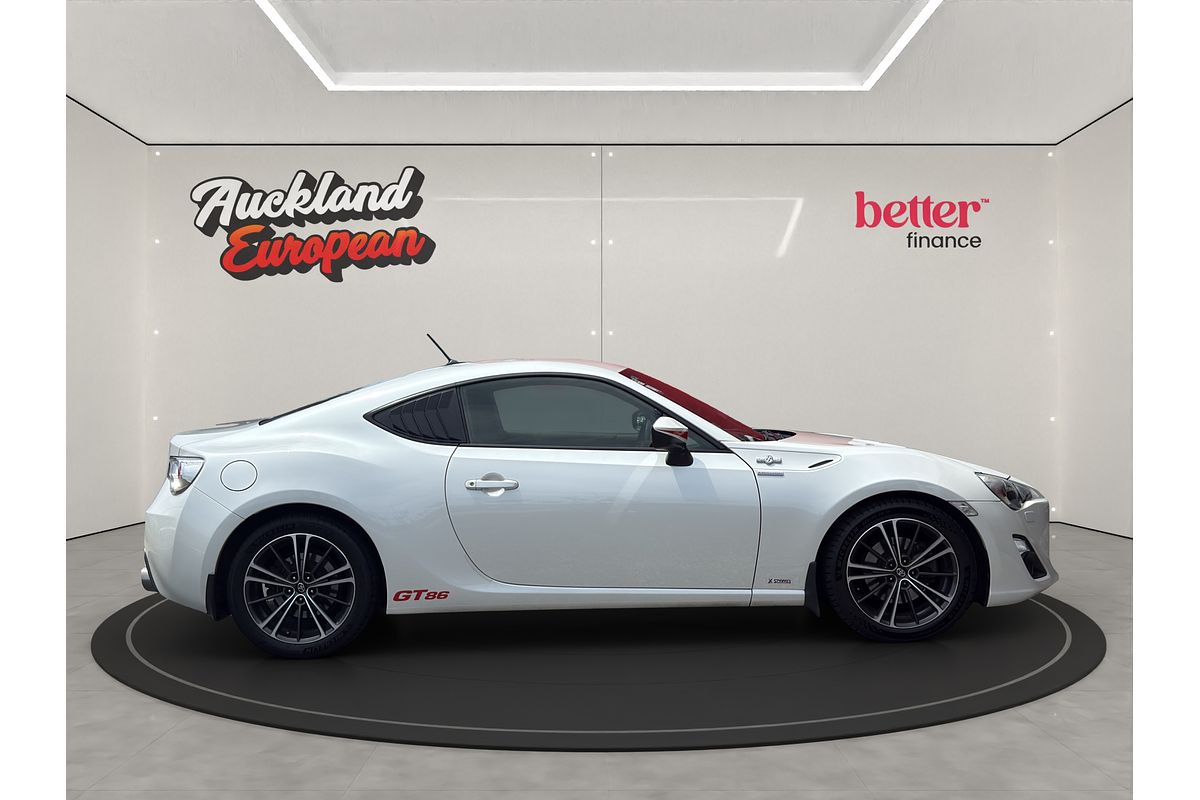 2013 Toyota 86 GT 2.0P COUPE 6A