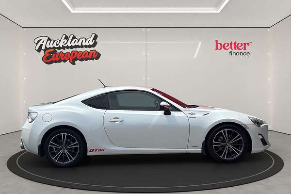 2013 Toyota 86 GT 2.0P COUPE 6A