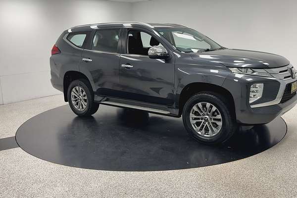 2022 Mitsubishi Pajero Sport GLX QF