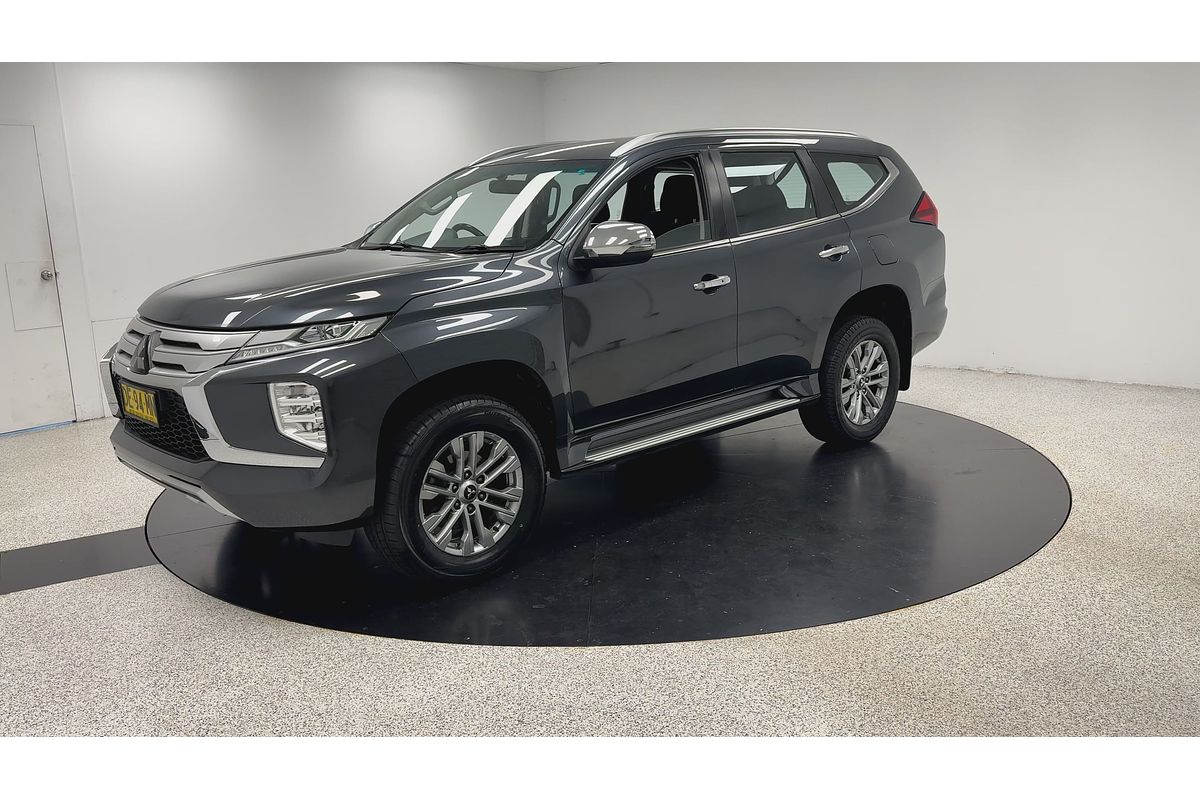 2022 Mitsubishi Pajero Sport GLX QF