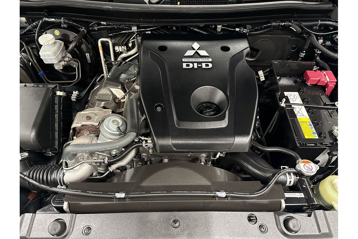 2022 Mitsubishi Pajero Sport GLX QF