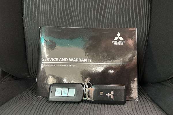 2022 Mitsubishi Pajero Sport GLX QF