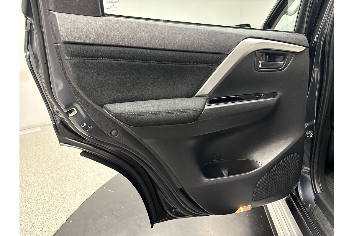 2022 Mitsubishi Pajero Sport GLX QF