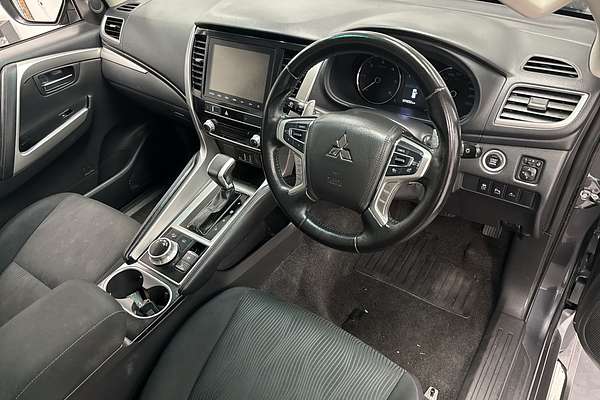 2022 Mitsubishi Pajero Sport GLX QF