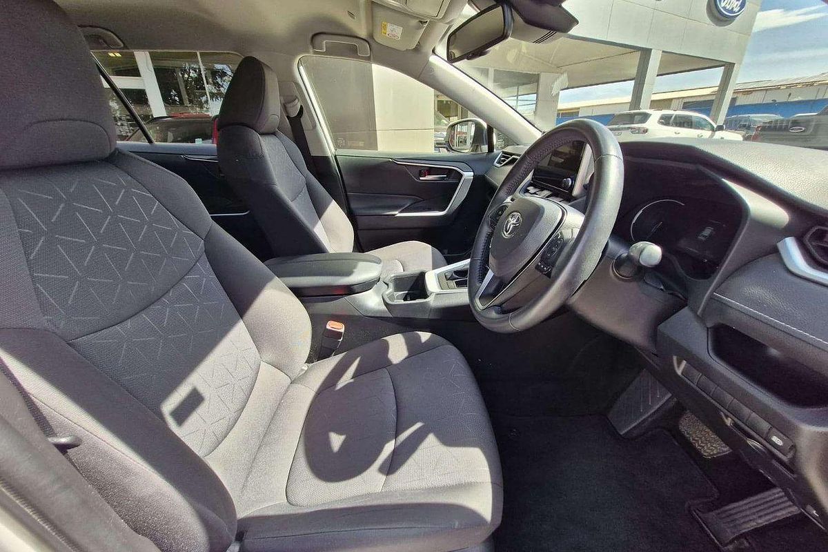 2022 Toyota RAV4 GXL AXAH52R