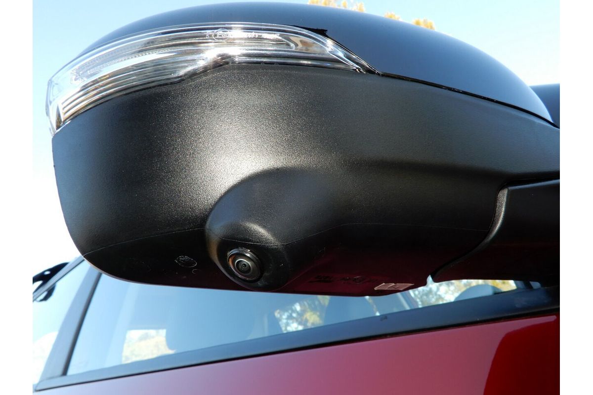 2025 Mahindra XUV 3XO AX7L