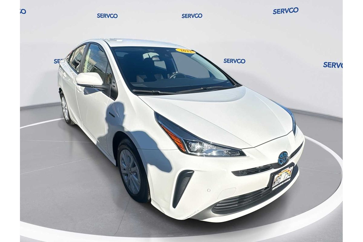 2022 Toyota Prius LE