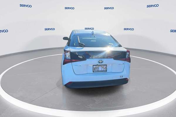 2022 Toyota Prius LE