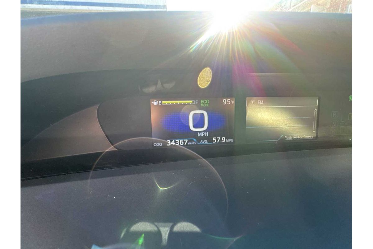 2022 Toyota Prius LE