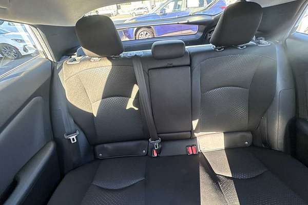 2022 Toyota Prius LE