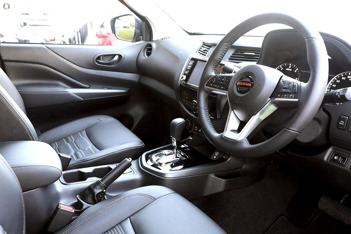 2025 Nissan Navara PRO-4X Warrior D23 4X4