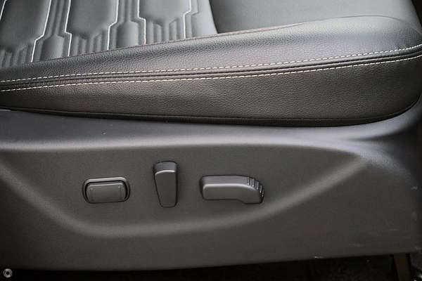 2025 Nissan Navara PRO-4X Warrior D23 4X4