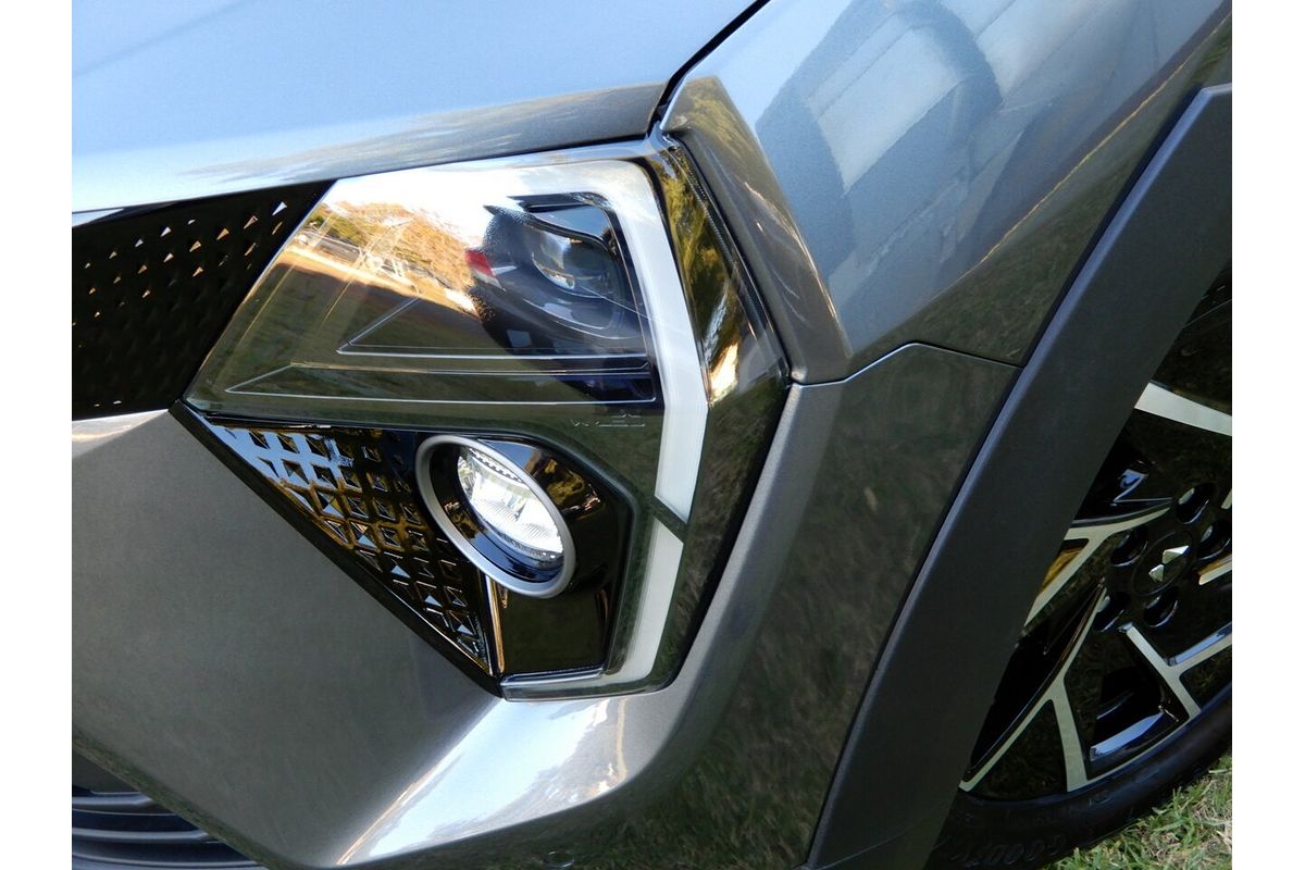 2025 Mahindra XUV 3XO AX7L