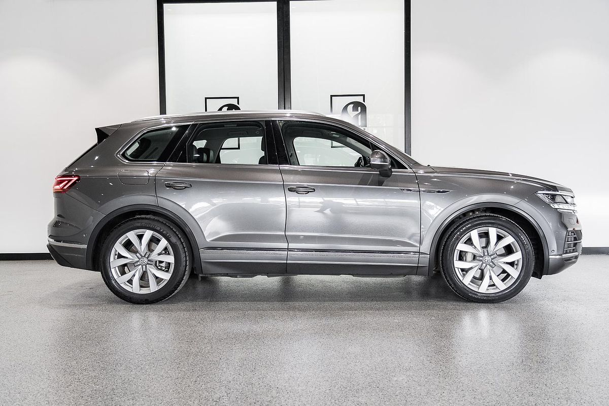 2020 Volkswagen Touareg 190TDI Premium CR