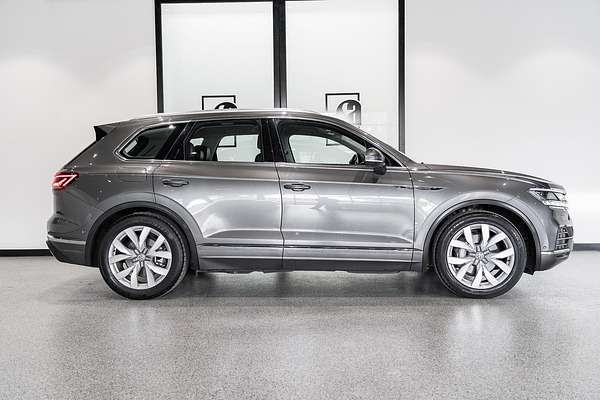 2020 Volkswagen Touareg 190TDI Premium CR