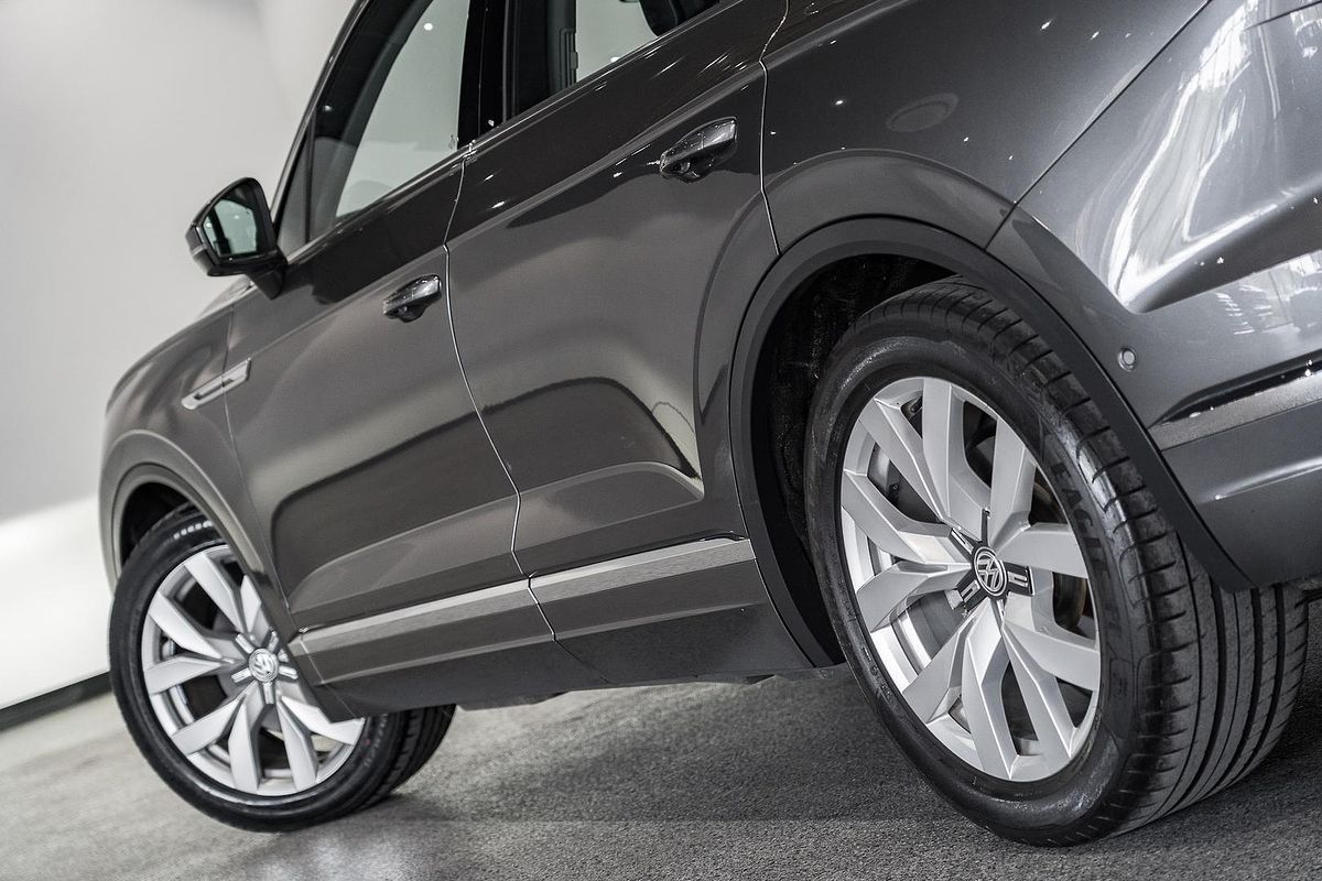 2020 Volkswagen Touareg 190TDI Premium CR