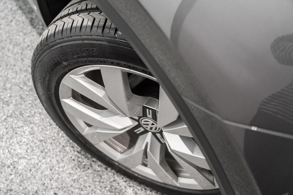 2020 Volkswagen Touareg 190TDI Premium CR