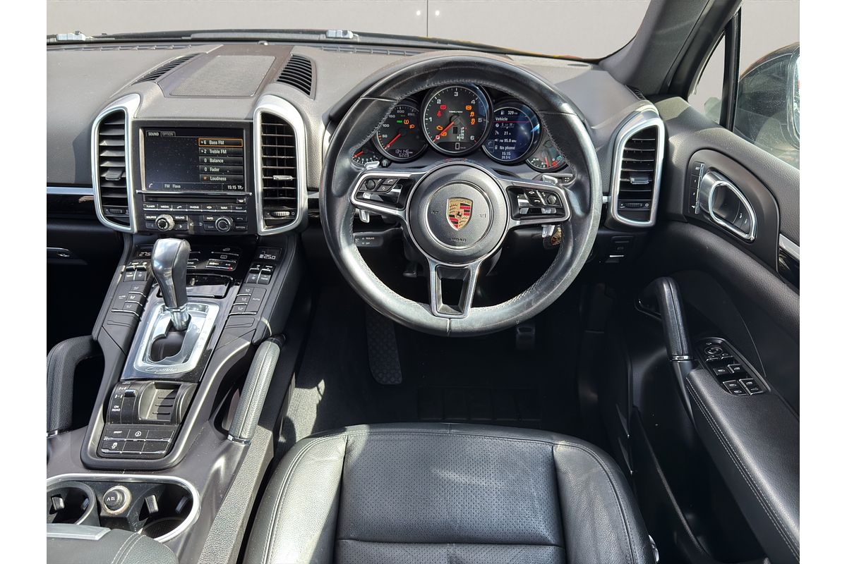 2015 Porsche Cayenne DIESEL 3.0D/4WD/8AT