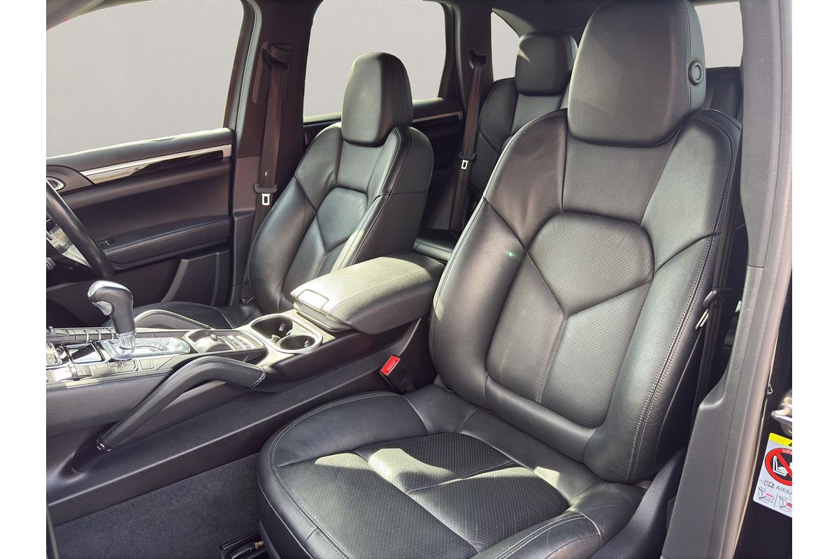 2015 Porsche Cayenne DIESEL 3.0D/4WD/8AT