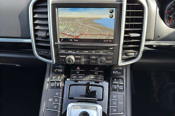 2015 Porsche Cayenne DIESEL 3.0D/4WD/8AT