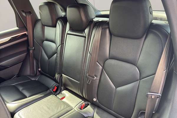 2015 Porsche Cayenne DIESEL 3.0D/4WD/8AT
