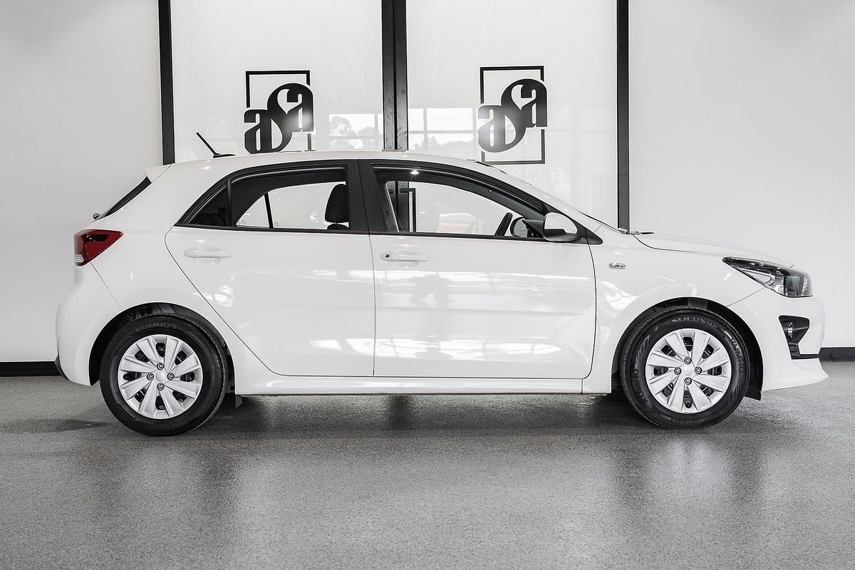 2022 Kia Rio S YB