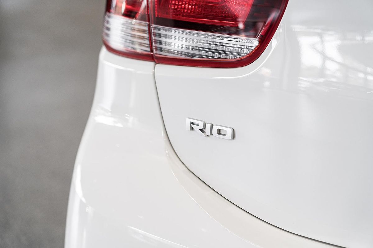 2022 Kia Rio S YB
