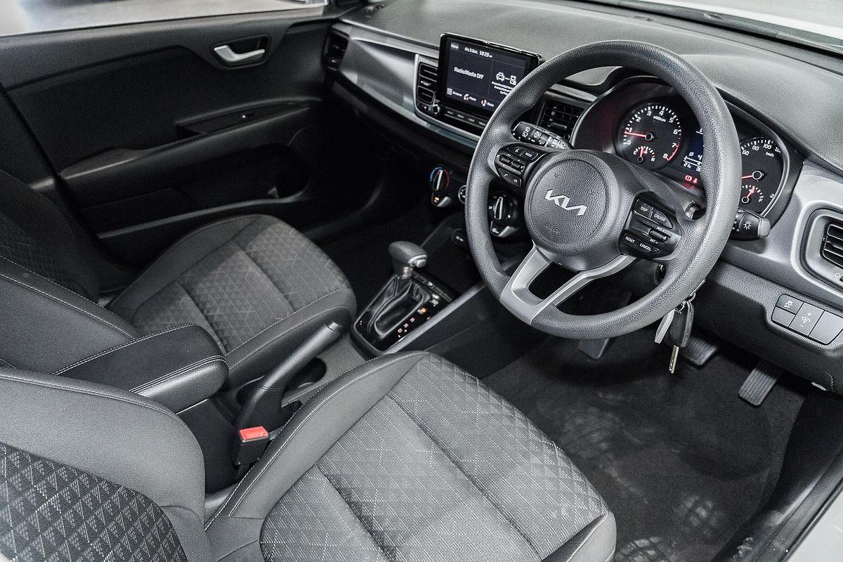 2022 Kia Rio S YB