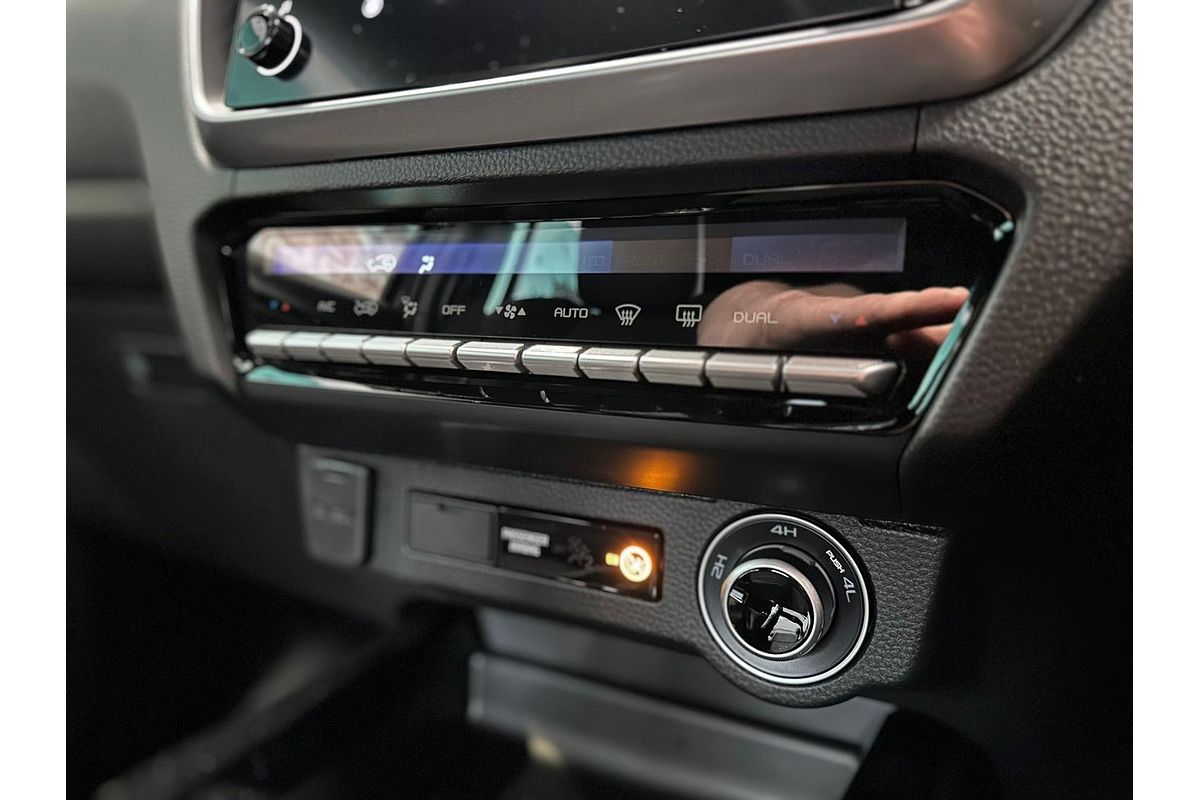 2025 Isuzu D-MAX LS-U 4X4