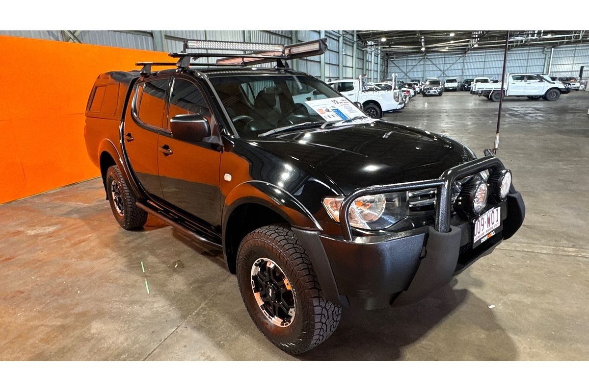 2015 Mitsubishi Triton GLX MN 4X4