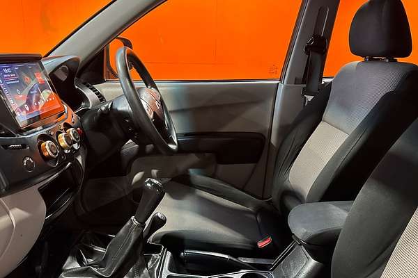 2015 Mitsubishi Triton GLX MN 4X4