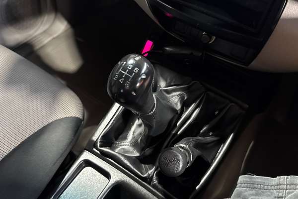 2015 Mitsubishi Triton GLX MN 4X4