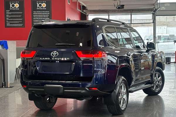 2021 Toyota Landcruiser Sahara FJA300R