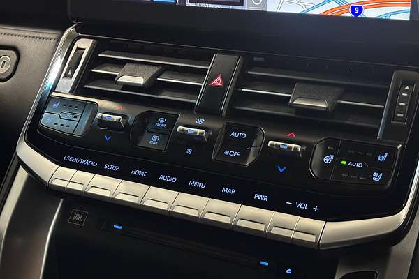 2021 Toyota Landcruiser Sahara FJA300R