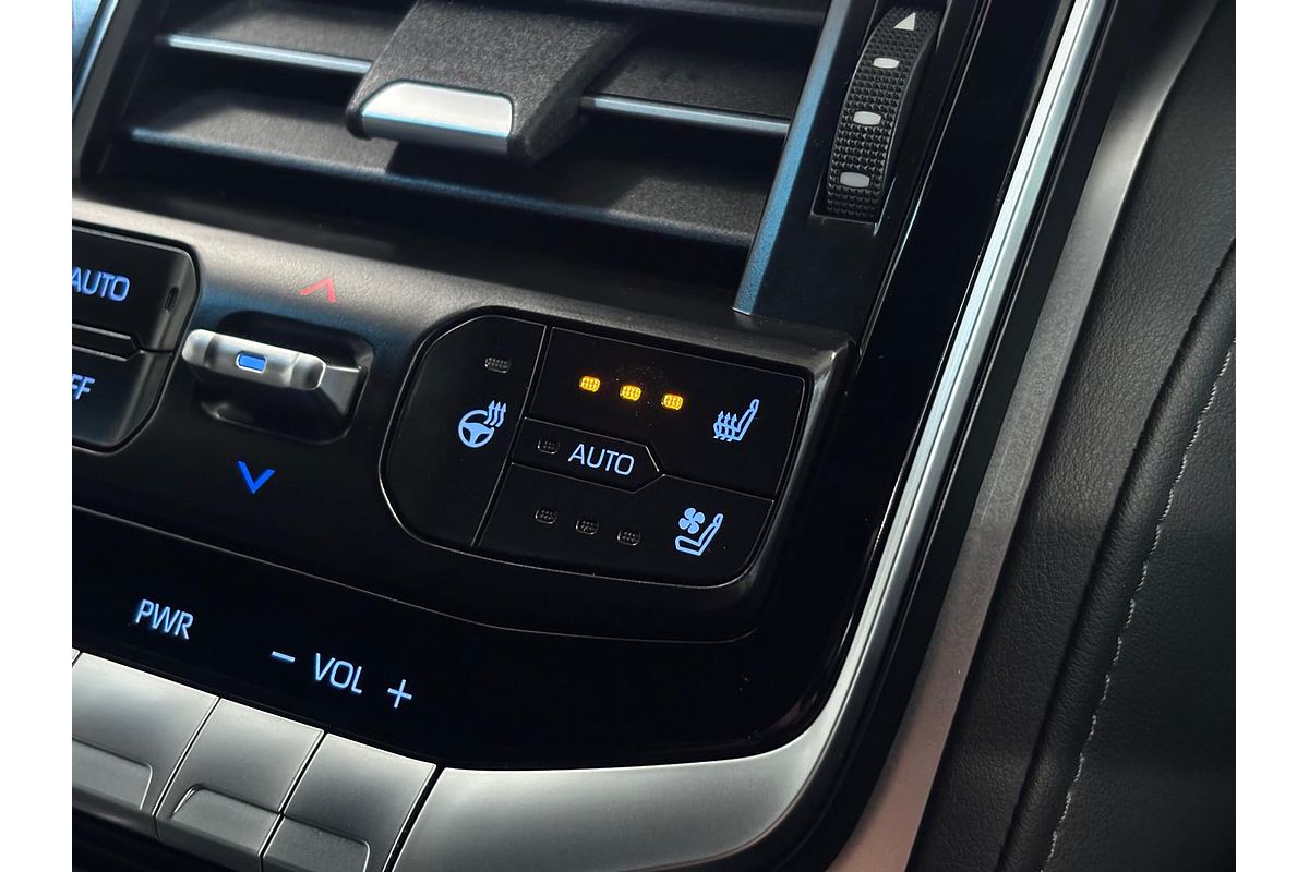 2021 Toyota Landcruiser Sahara FJA300R