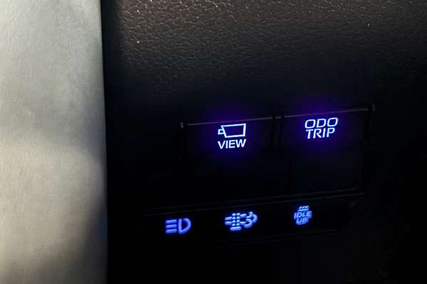 2021 Toyota Landcruiser Sahara FJA300R