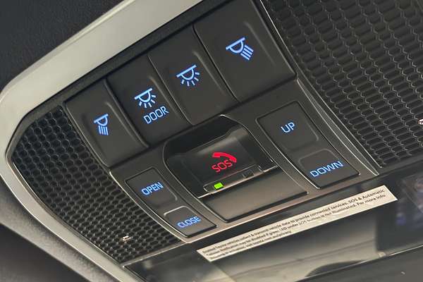 2021 Toyota Landcruiser Sahara FJA300R