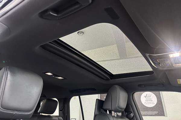 2021 Toyota Landcruiser Sahara FJA300R