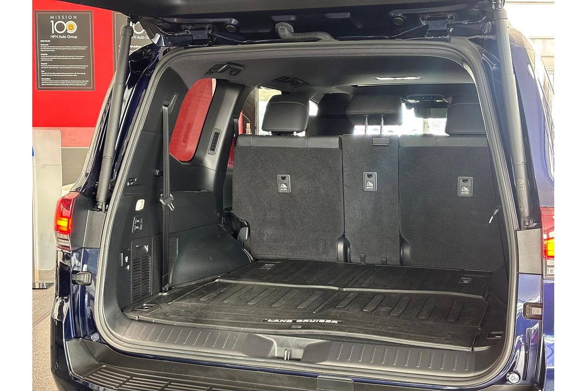 2021 Toyota Landcruiser Sahara FJA300R