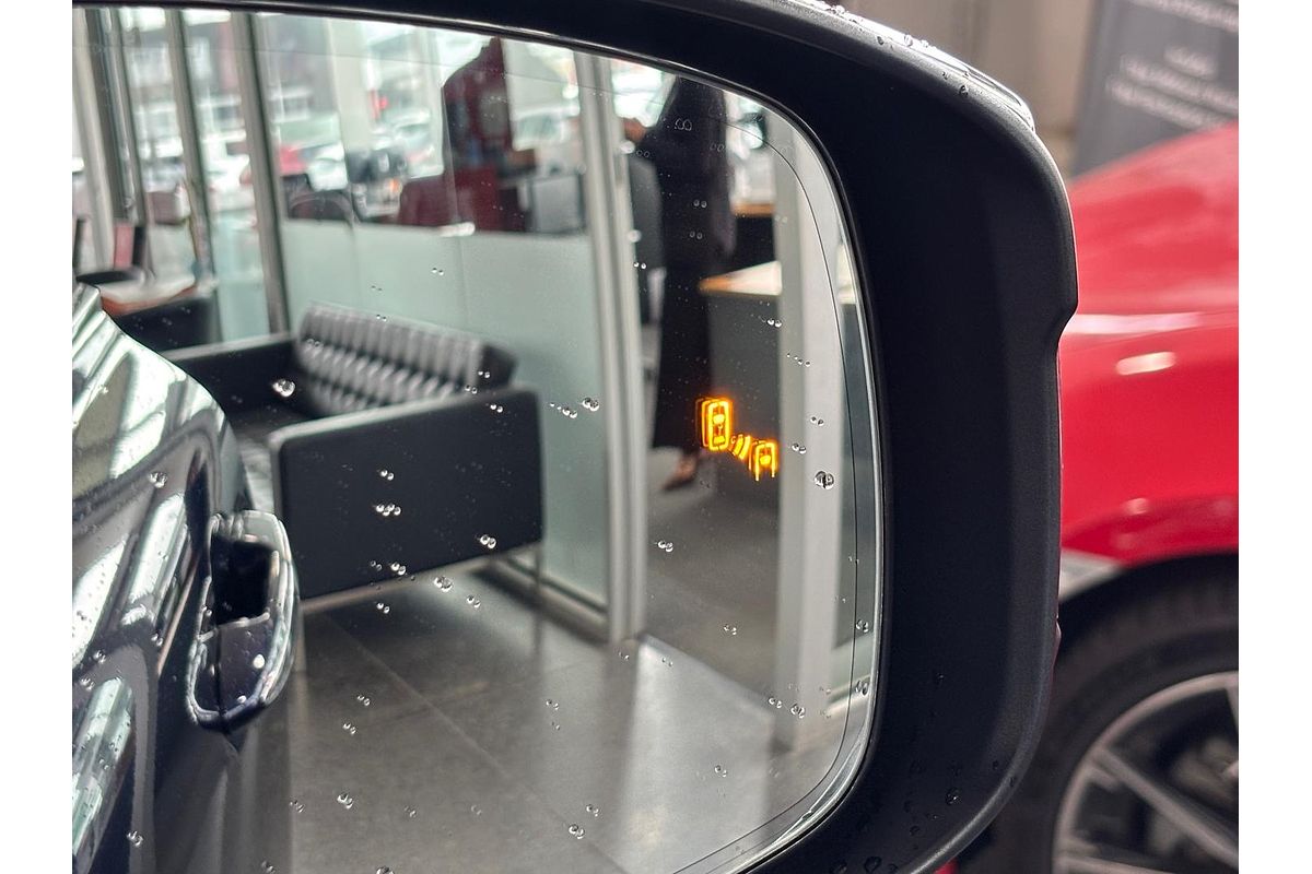 2021 Toyota Landcruiser Sahara FJA300R