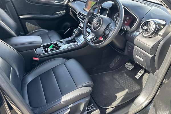 2022 MG HS Excite SAS23