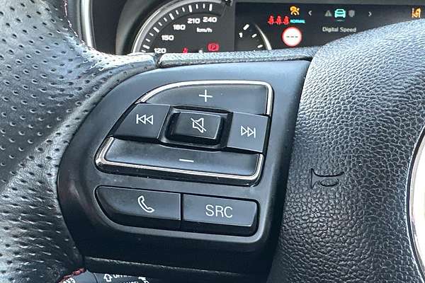 2022 MG HS Excite SAS23