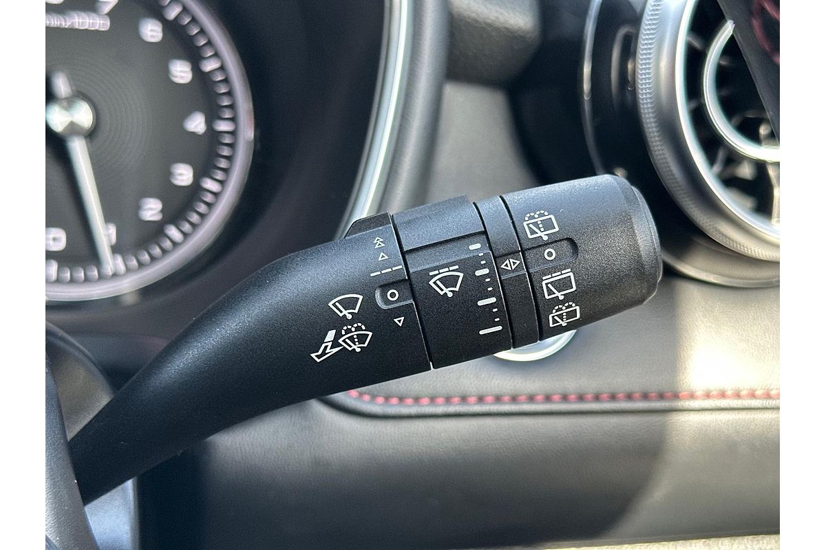 2022 MG HS Excite SAS23