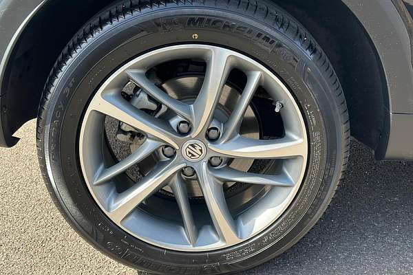 2022 MG HS Excite SAS23