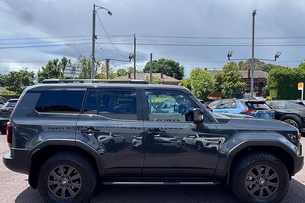 2024 Toyota Landcruiser Prado Altitude GDJ251R