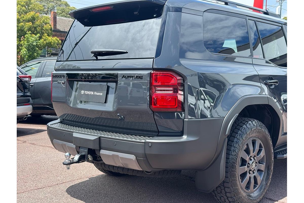 2024 Toyota Landcruiser Prado Altitude GDJ251R