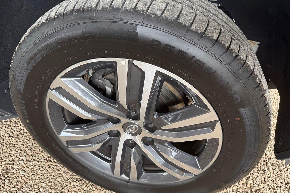 2022 LDV D90 Executive SV9A