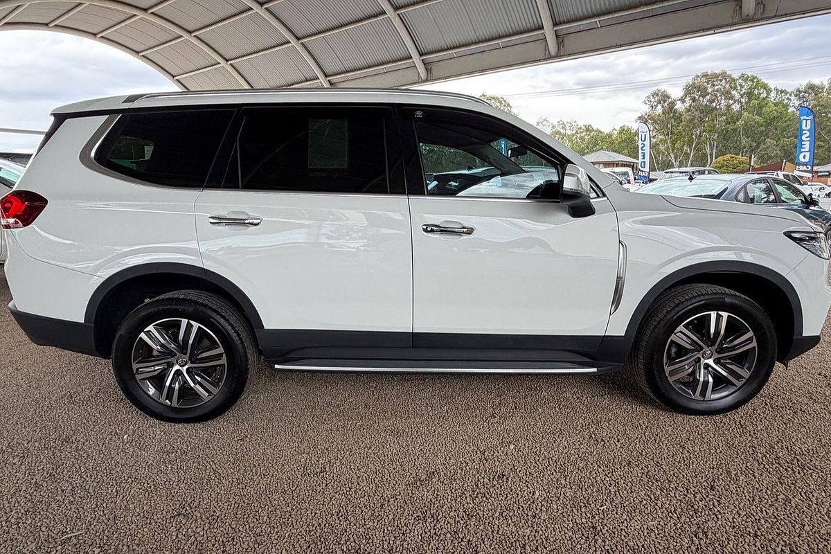 2022 LDV D90 Executive SV9A